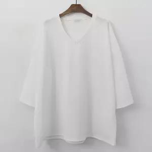 무지브이넥7부티셔츠 NOG458M404 빅사이즈 사이즈에서 자유로운 그녀~