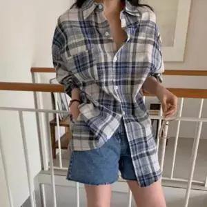 [하프클럽/셀러허브_여성트랜드패션]여성 오버핏 롱셔츠 체크 체크남방 시