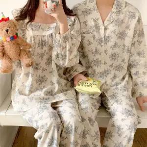 뜨왈 신혼부부 커플 긴팔 잔꽃 플라워 꽃무늬 파자마 잠옷 세트카라 선물 집들이 커플룩 패턴