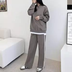 블레오 여자 빅사이즈 커플맨투맨 라인 트랙 팬츠 세트 DM216127