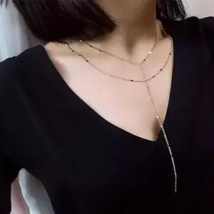 시간이 지나도 Y목걸이 블랙 진주 롱목걸이