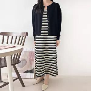 [문에이블]문에이블 여자 여성 봄 가을 간절기 루즈핏 민소매 니트 스트라이프 원피스 긴팔 가디건 코디세