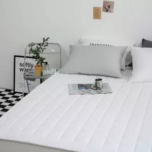 [알티피아]샤이니 순면 카페트겸패드 SS 화이트 여름 사계절 국산 향균