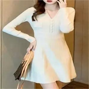 [오노마] ONM 브이넥 플레어스커 니트 원피스 여성패션 데이트룩 (S8055979)