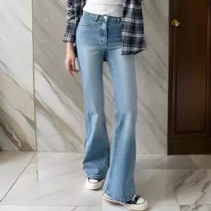 여자 봄 스판 워싱진 개강룩 연청 청바지