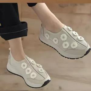 여성 꽃무늬 고급가죽 키높이 슬립온 운동화