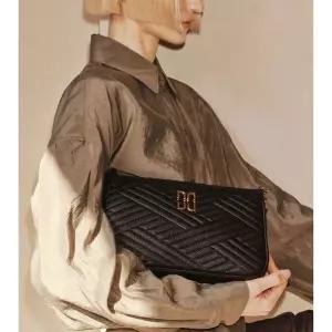 [NS홈쇼핑]DCBA5F362 닥스 [CARLISLE] 블랙 칼라일 가죽 스몰 숄더/크로스백[35259990]