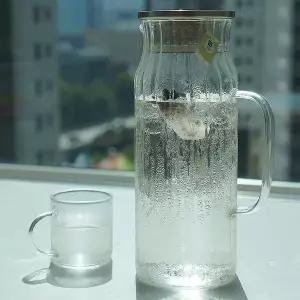 플리츠 내열 유리 물병 1.4L 카페 주방 냉장고 물통