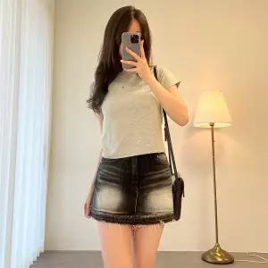 여자 Y2K 컷팅 구제 워싱 블랙데님 장마룩 미니스커트