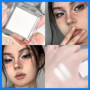 아이섀도 트레이가 포함된 오래 지속되는 매트 하이라이트 - 모든 피부 톤의 자연스러운 윤곽을 위한 반짝