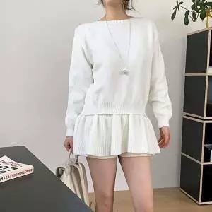 [옷자락]여자 데이트룩 페미닌 프릴 니트 스커트 코디 세트