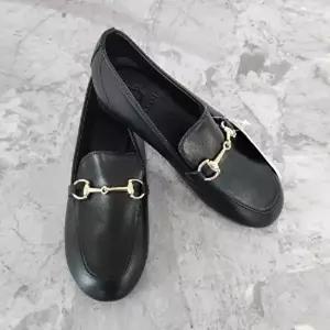 [셀러허브 패션]금장 키즈로퍼 블랙 무광 새학기신발 (190만 가능)