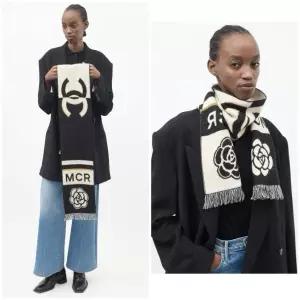 신상 샤넬 메이드 인 이탈리아 메티에 다트 쇼 MCR 캐시미어 울 스카프