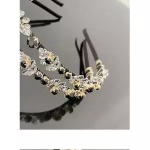 [하프클럽/셀러허브_여성트랜드패션]헤어 머리띠 공주풍 헤어밴드 주얼리