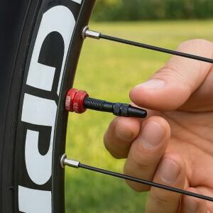 호환 프레스타 밸브 너트캡 28개  튜브리스 보호 스크류 커버 포함  MTB 로드 바이크 사이클링 액세서리