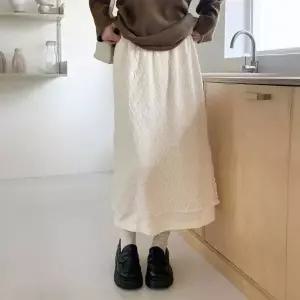 [다잇템] 여성 시즌리스 가을겨울 레이스 코지 고무줄 치마_24095121_588872