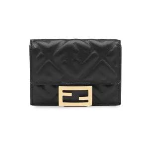 [펜디] 펜디 25FW 금장 로고 바게트 코인 반지갑 블랙 8M0395 AAJD F0KUR