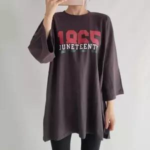 넘버링프린팅박스긴팔티 NSQ603M402 빅사이즈 사이즈에서 자유로운 그녀~