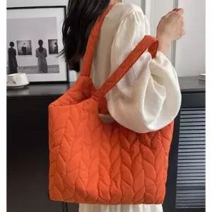 패딩 리프 빅 보조 가방 여자 빅사이즈 에코백 여성 숄더백 가을 토트 (WFKIEEH)
