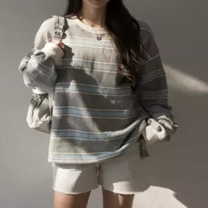 [휘뚤템/데일리] 무드라인 단가라 루즈핏 맨투맨