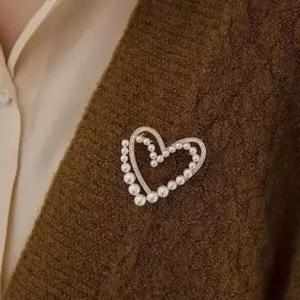 여성 진주 큐빅 브로치 1P 정장 한복 스카프 장식 예쁜브로치 부토니에 정장브로치