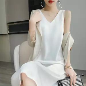 민소매 나시 실크 새틴 롱 원피스 드레스 고급 럭셔리 슬립 원단 세련 청순 우아한