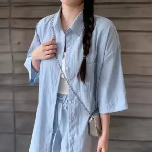 여성 박스핏 주름반팔 블라우스와 반바지 세트