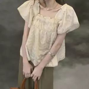 베이지 여성 레이스 퍼프 소매 블라우스 러블리 반팔