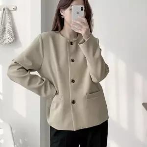 노카라자켓 라운드넥 싱글 봄출근룩 77하객룩