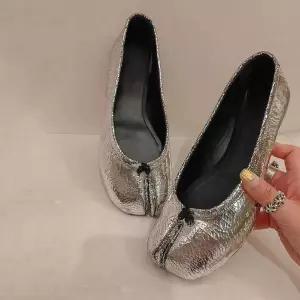 투톤 발편한 타비 살구 실버 데일리 스트링 신발