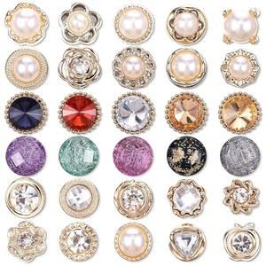 30개 노 바느질 보이지 않는 버튼 진주 브로치 여성 재사용 가능한 커버 핀 탈착식 교체 안전 드레스 의류 셔츠 블라우스 숄 코트 크리스마스 장식