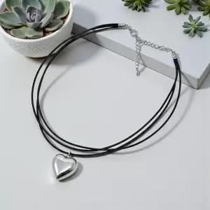 카라걸스 통통하트 가죽 초커목걸이 CH214