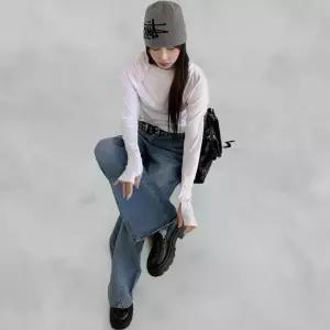 [하프클럽/]여성 옆면 캐쥬얼 나팔 트임 와이드핏 청바지