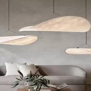 감자칩 디자인 샹들리에 레스토랑 반달조명 패브릭 카페 개성