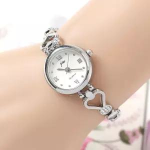원형 큐빅 손목 시계 1p 여성 실버 패션 선물 바늘 메탈 워치