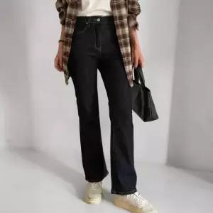 여성 생지 논페이드 스티치 슬림 부츠컷 진청 바지