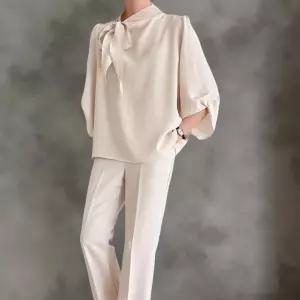 여성 가을 하객룩 리본 스카프 트위스트 7부 루즈 블라우스