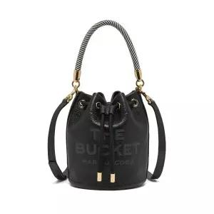 [마크제이콥스] 여성 더 레더 토트백 가방(H652L01PF22 001)