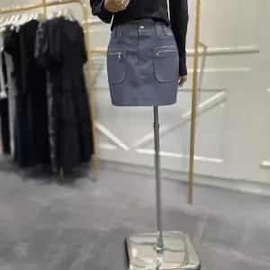 [에고이스트]지퍼 포인트 슬림 미니 스커트 EQ4WS962GE_CA