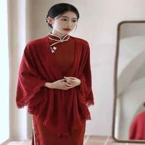 [여왕의 품격] 새틴 망토 케이프 하객룩 연말 파티 드레스 숄