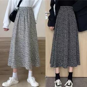 [하프클럽/]잔꽃 무늬로 클래식여성스러운 세미플레어 허리밴딩 미니스커