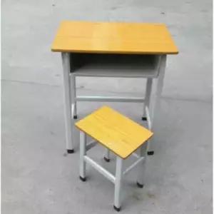 복고풍 책상 의자 옛날 학교 추억 연극 미술 학원