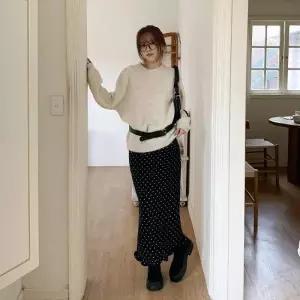 [다잇템] 여자 울블렌드 땡땡이 밑단프릴 롱스커트_23999877_588872