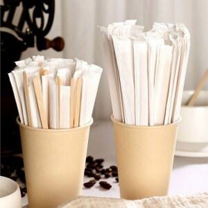 호환 100Pcs 일회용 나무 커피 교반기 차가운 음주 교반 교반 스틱 생분해 성 주방 용품 바 카페 사용