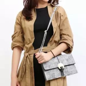 J801 라임 가 클러치... 클러치백 디자이너제이백designerjbag 패션잡화 당일발송 여성 태슬 백 버스 크로