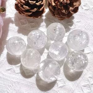 무지개 포함 광학 화이트 석 크리스탈 볼 홈 장식 명절 수집 1 개