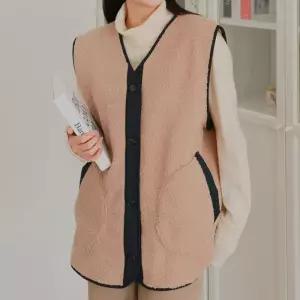 아이우먼 도톰한양털배색베스트 WBV925M512 빅사이즈