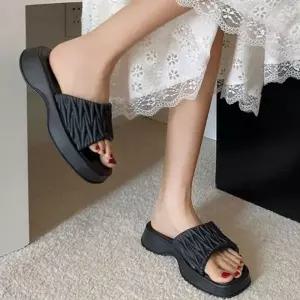 [LN]여성용 통굽 슬리퍼 샌들 여름 비치 층간소음방지 실내화 거실화 병원 슬리퍼