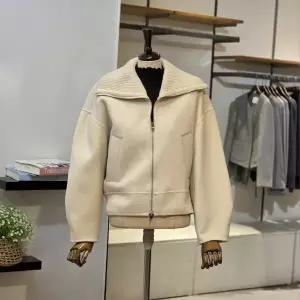 [대구백화점] [반에이크]니트 카라 핸드메이드 점퍼(VB5YJKM132Z)