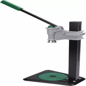 요수 언 맥주병 캡핑 기계 미끄럼 방지 베이스와 보호 슬리브가 있는 수동 벤치 병 홈브루잉 맥주 오일